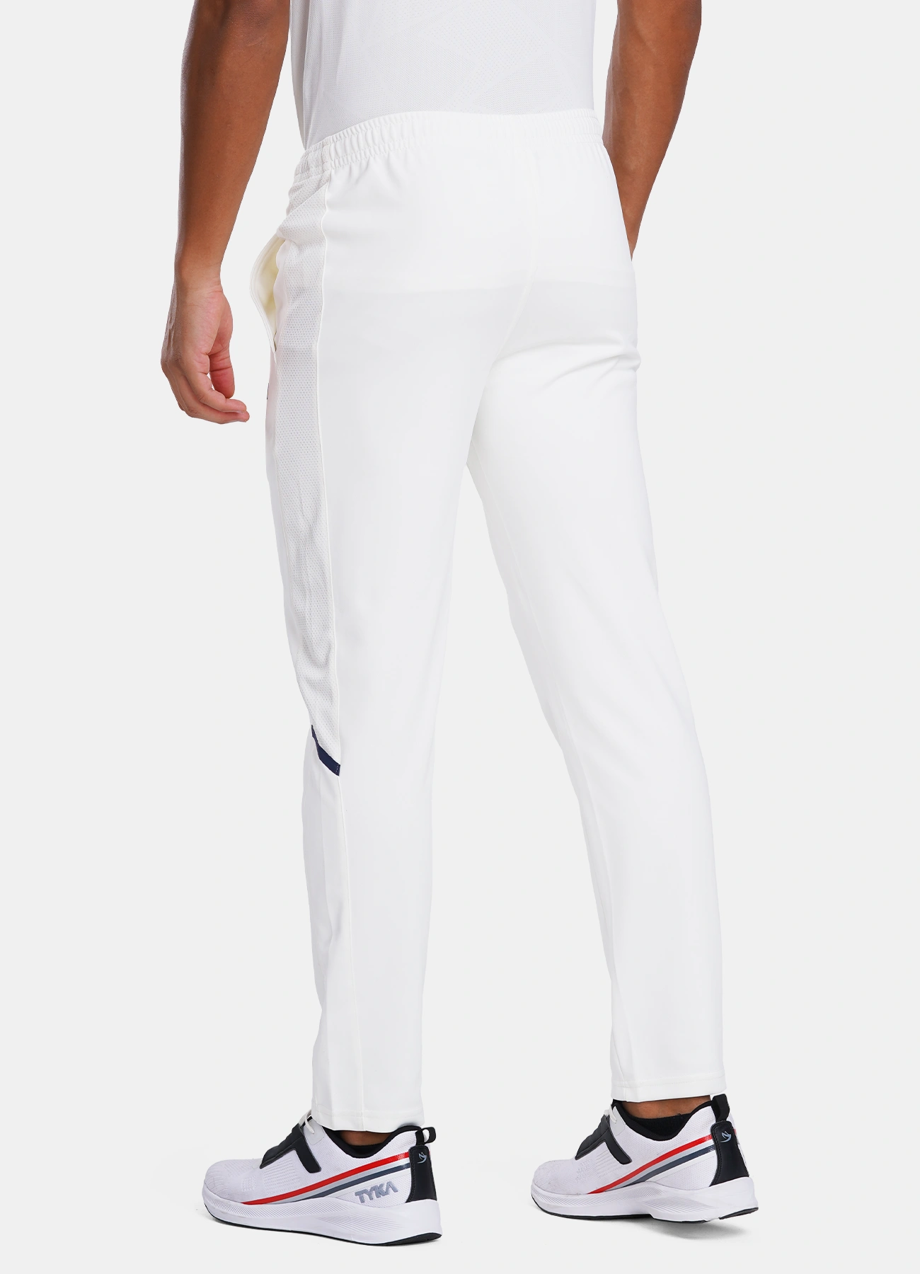 TYKA Cricket Master OffWhite B