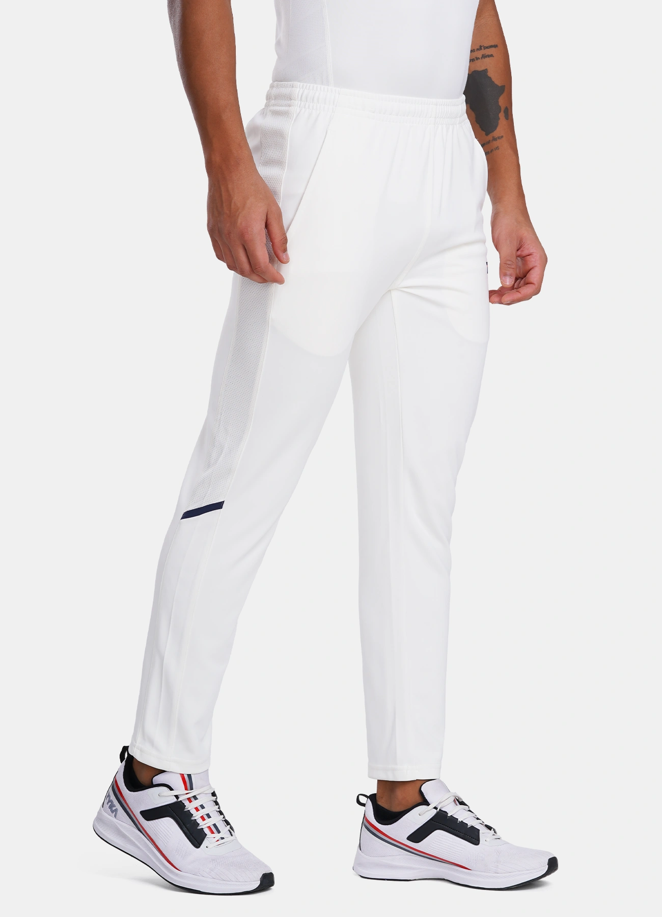 TYKA Cricket Master OffWhite R